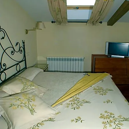 Hotel La Del Tietar 4*