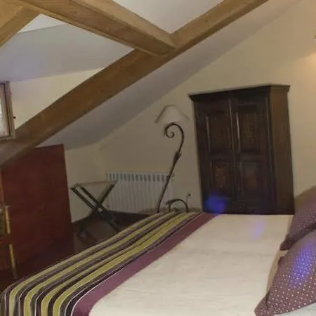 Hotel La Del Tietar 4*