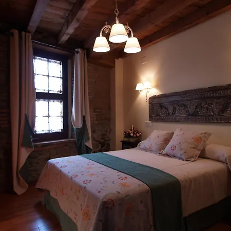 La Del Tietar Hotel 4*