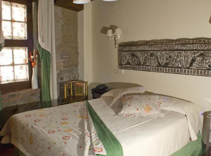 La Del Tiétar Hotel